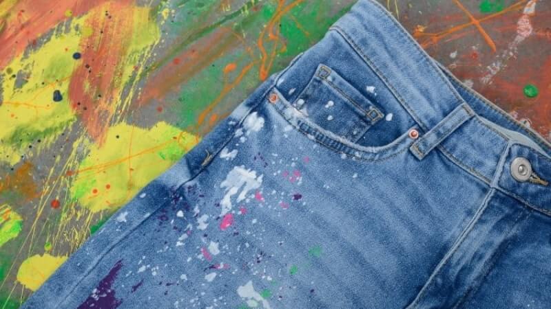 How to remove Spray Paint from clothes