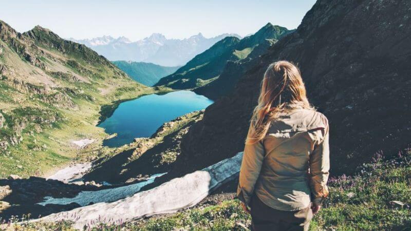 tips for traveling alone